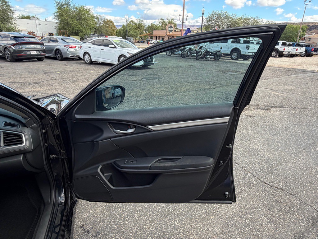 2020 Honda Civic Image 22