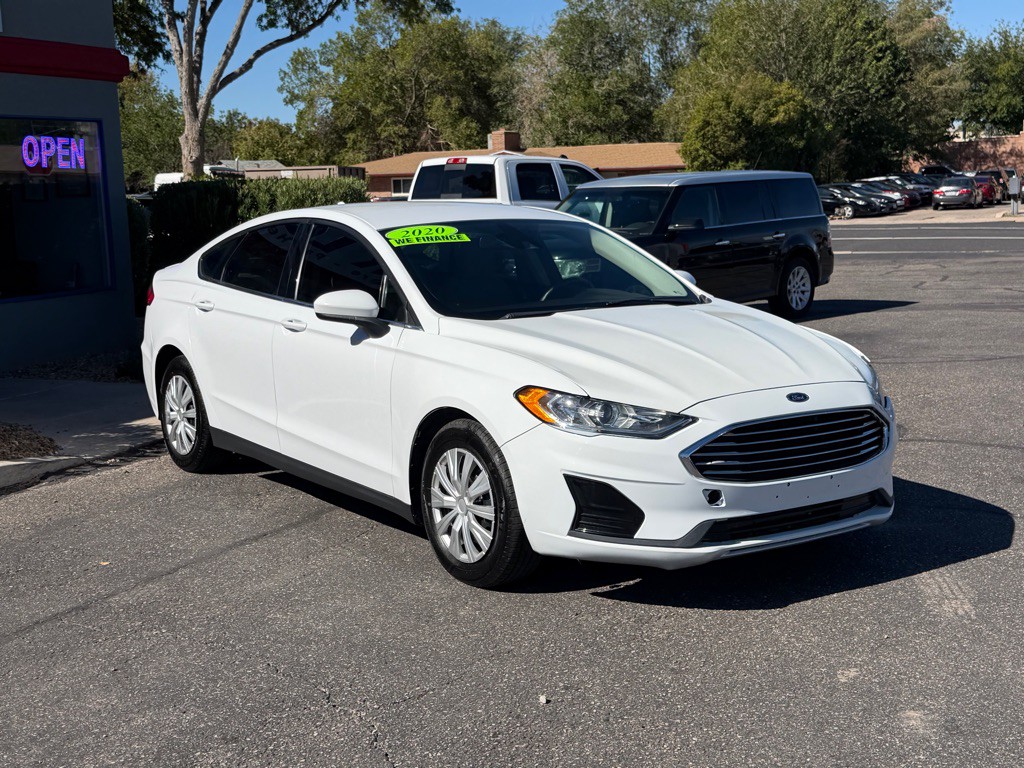 2020 Ford Fusion Image 3
