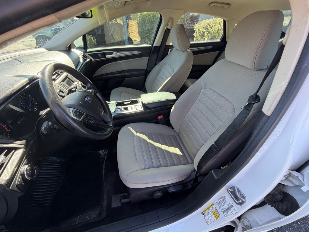 2020 Ford Fusion Image 9