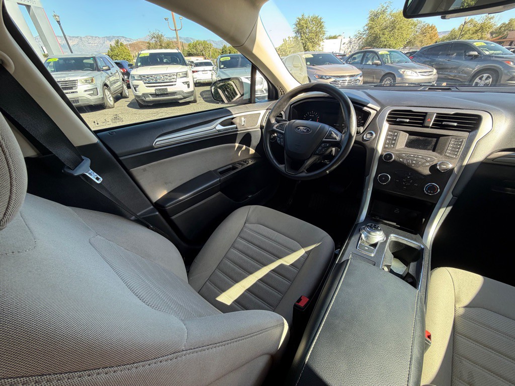 2020 Ford Fusion Image 13