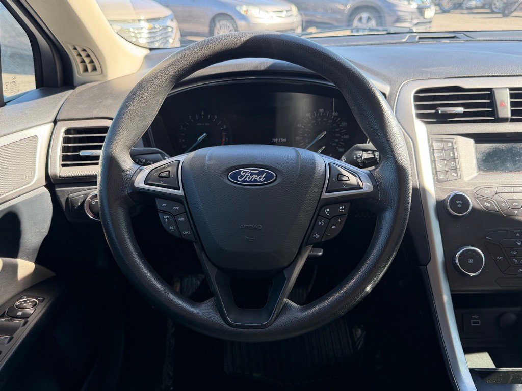2020 Ford Fusion Image 17