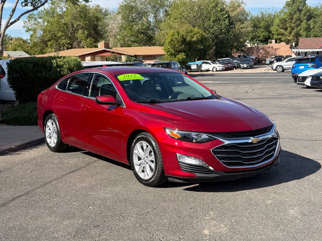 2022 Chevrolet Malibu Image 3