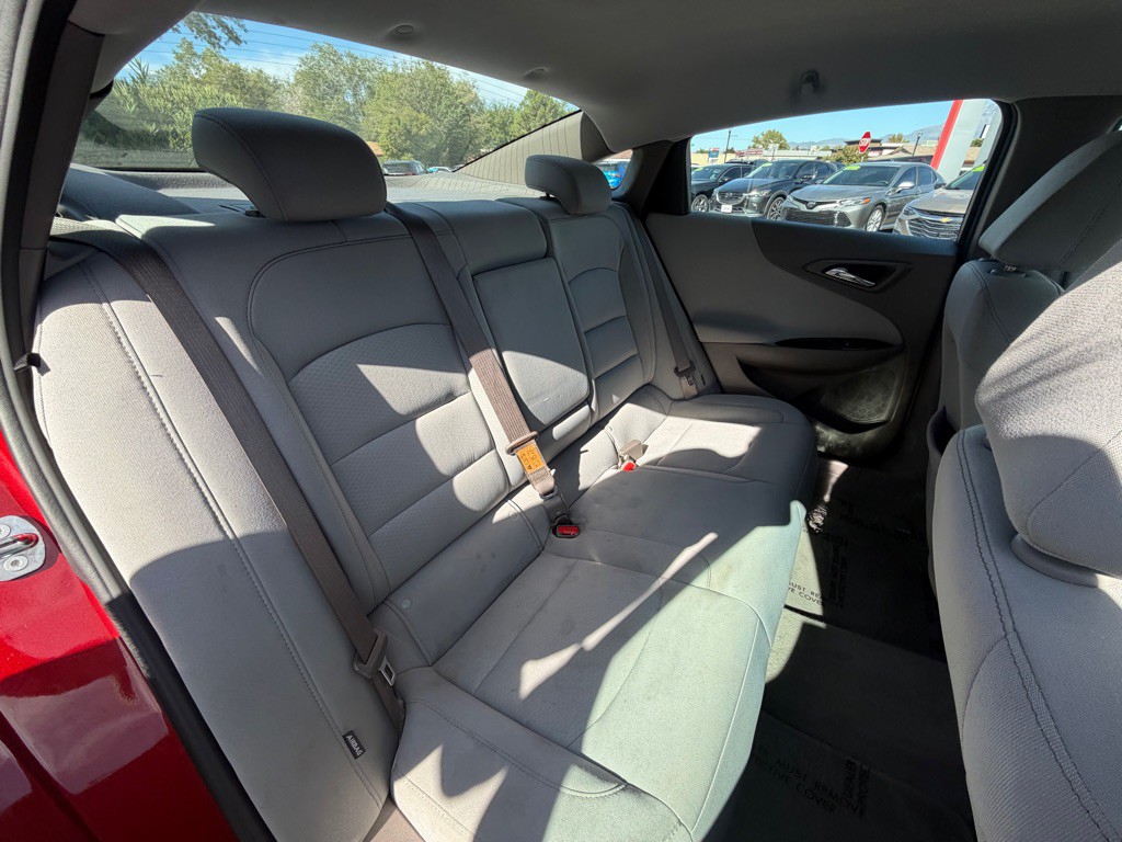 2022 Chevrolet Malibu Image 12