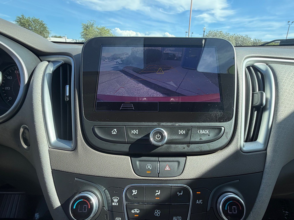 2022 Chevrolet Malibu Image 30