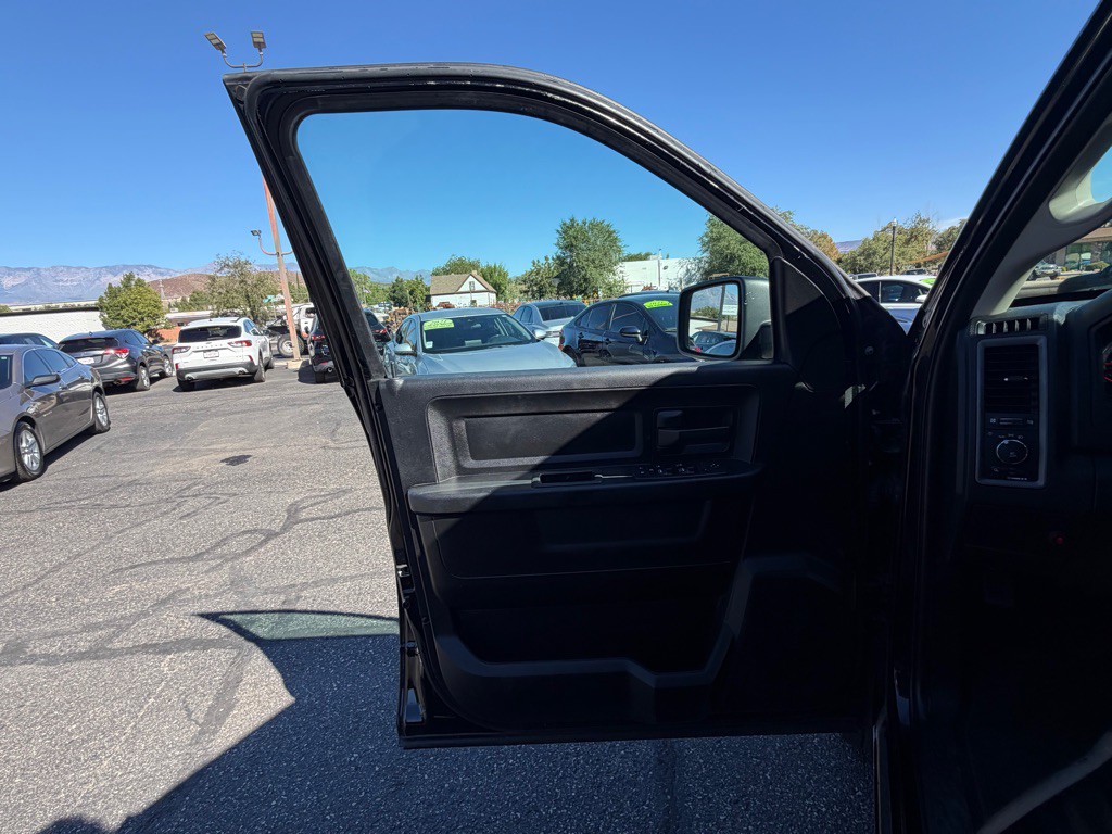 2021 RAM 1500 Image 21