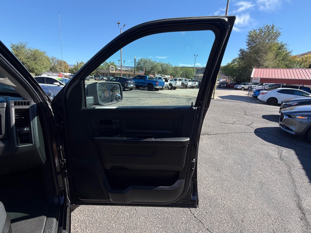 2021 RAM 1500 Image 23