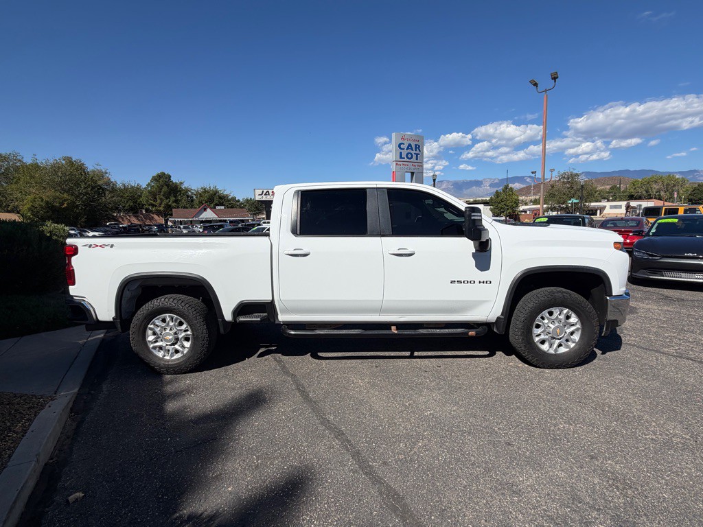 2021 Chevrolet Silverado 1500 Image 4