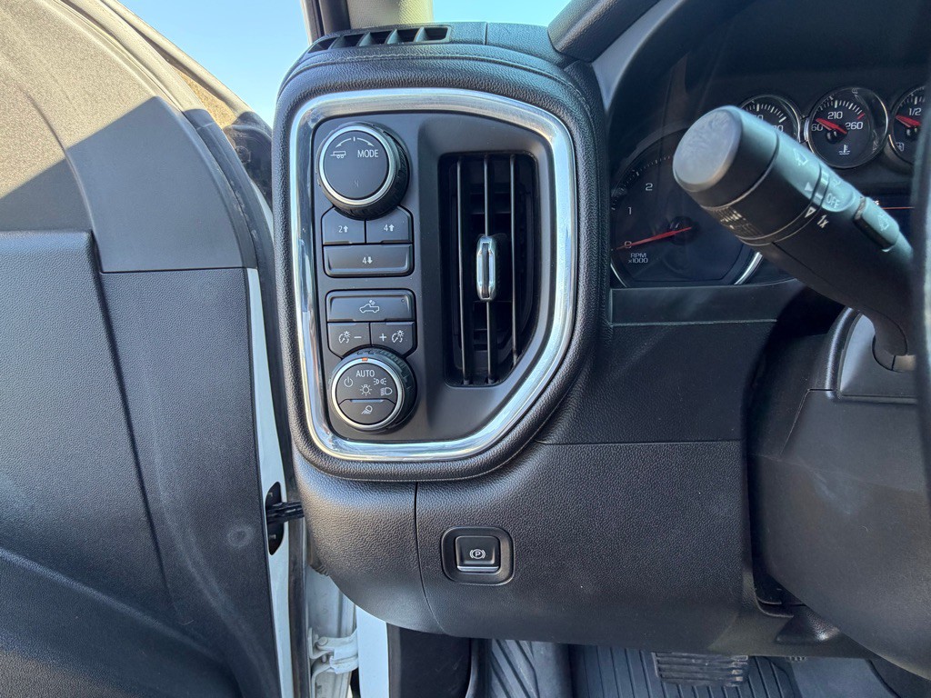 2021 Chevrolet Silverado 1500 Image 26