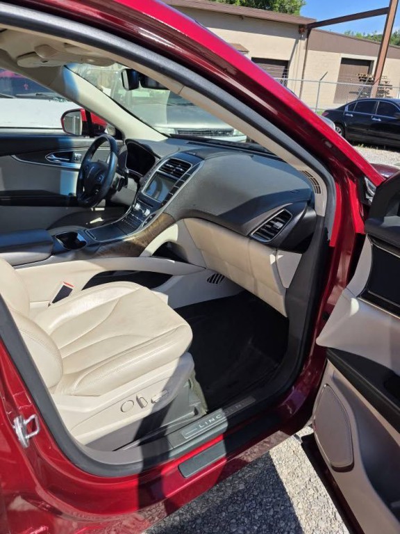 2016 Lincoln MKX Image 9