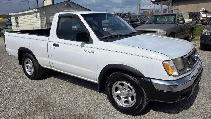 2000 Nissan Frontier Image 4