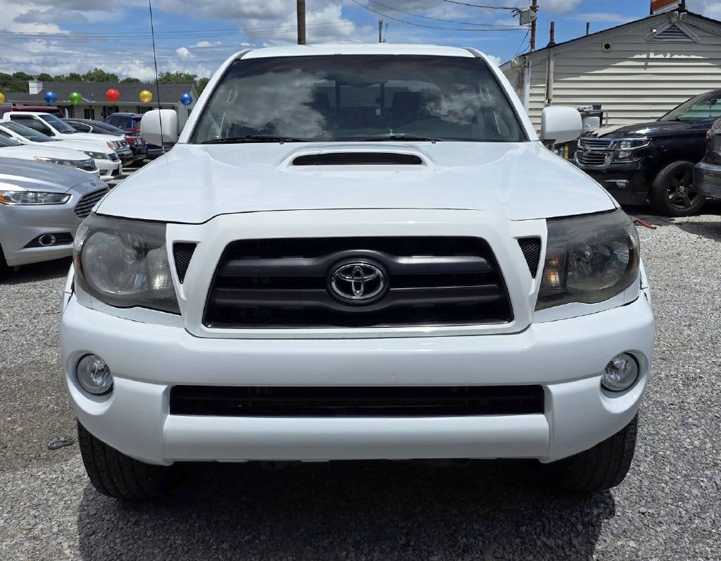 2005 Toyota Tacoma Image 1