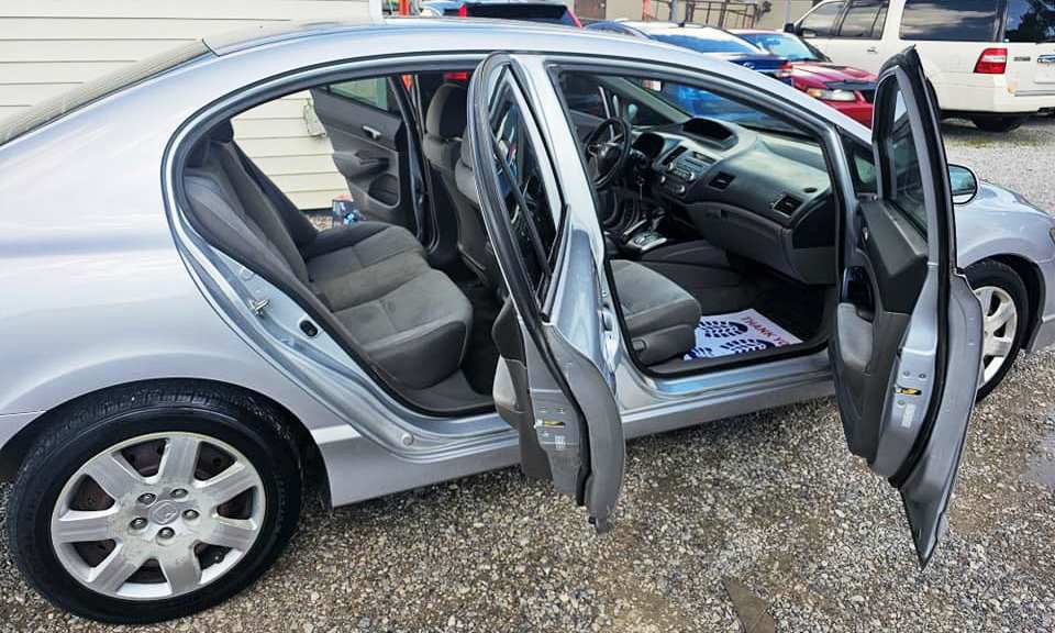 2010 Honda Civic Image 5