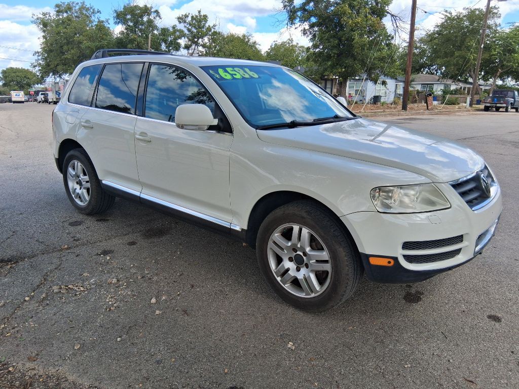 2004 Volkswagen Touareg Image 3
