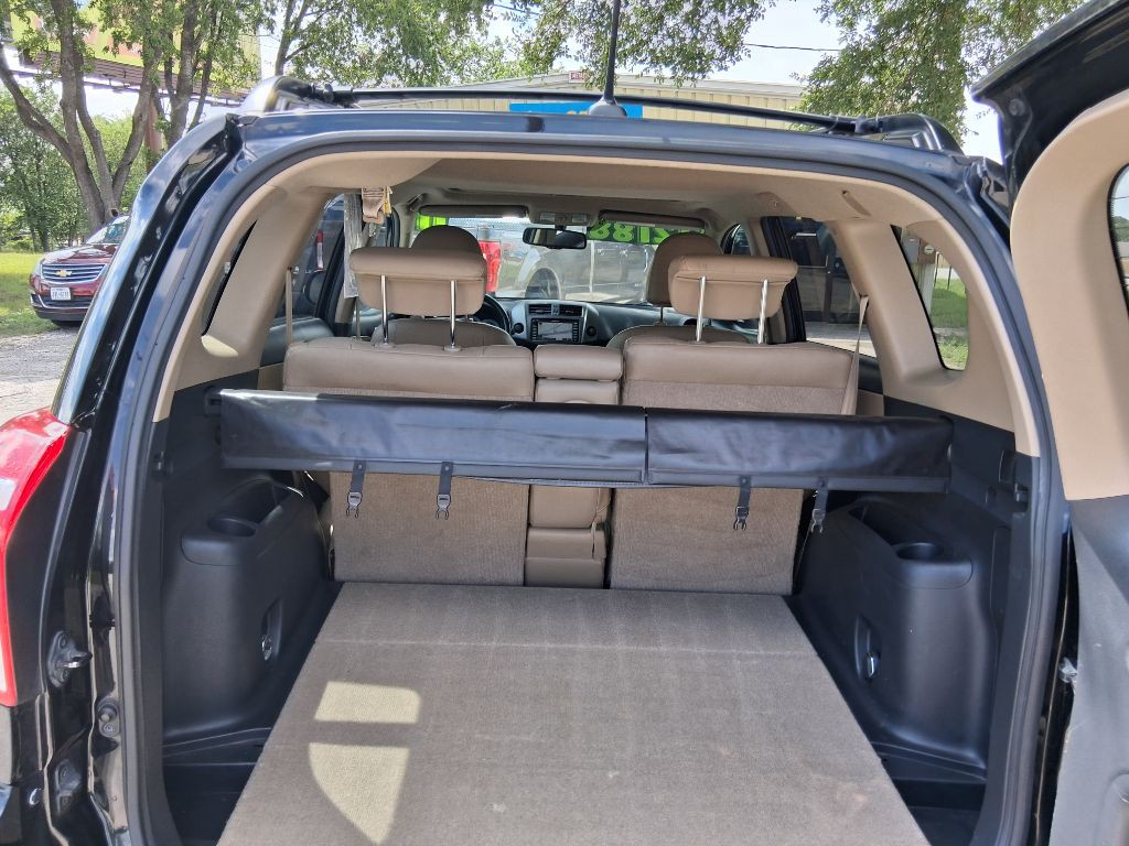 2011 Toyota Rav4 Image 12