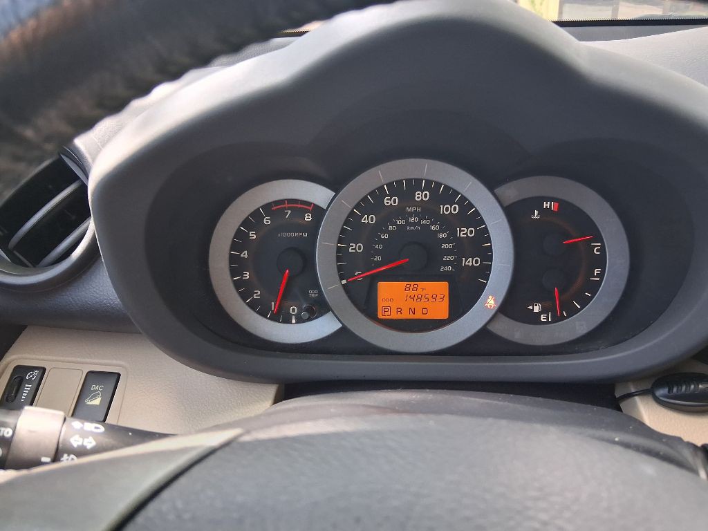 2011 Toyota Rav4 Image 14