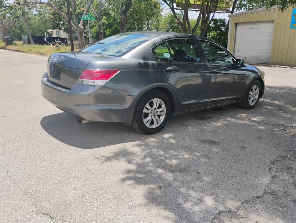 2010 Honda Accord Image 8