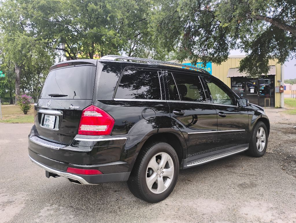 2012 Mercedes-Benz GL-Class Image 6