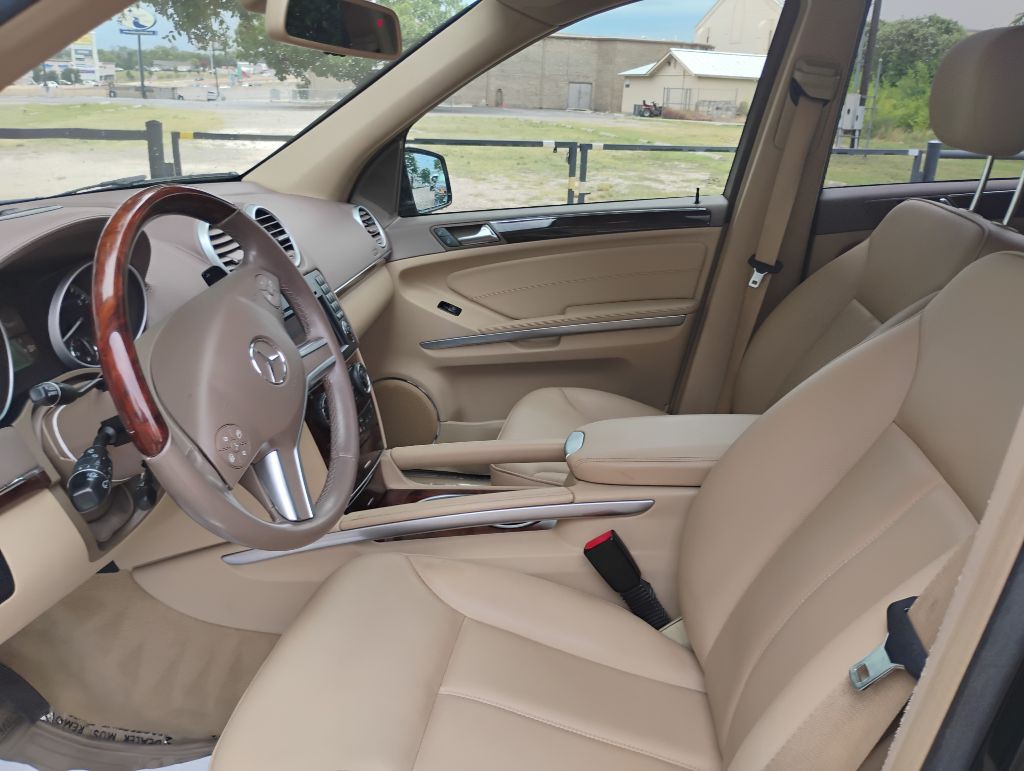 2012 Mercedes-Benz GL-Class Image 13