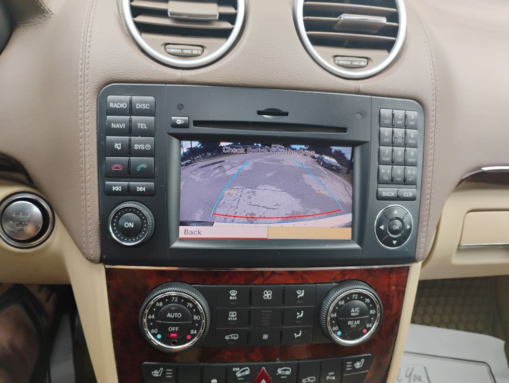 2012 Mercedes-Benz GL-Class Image 18