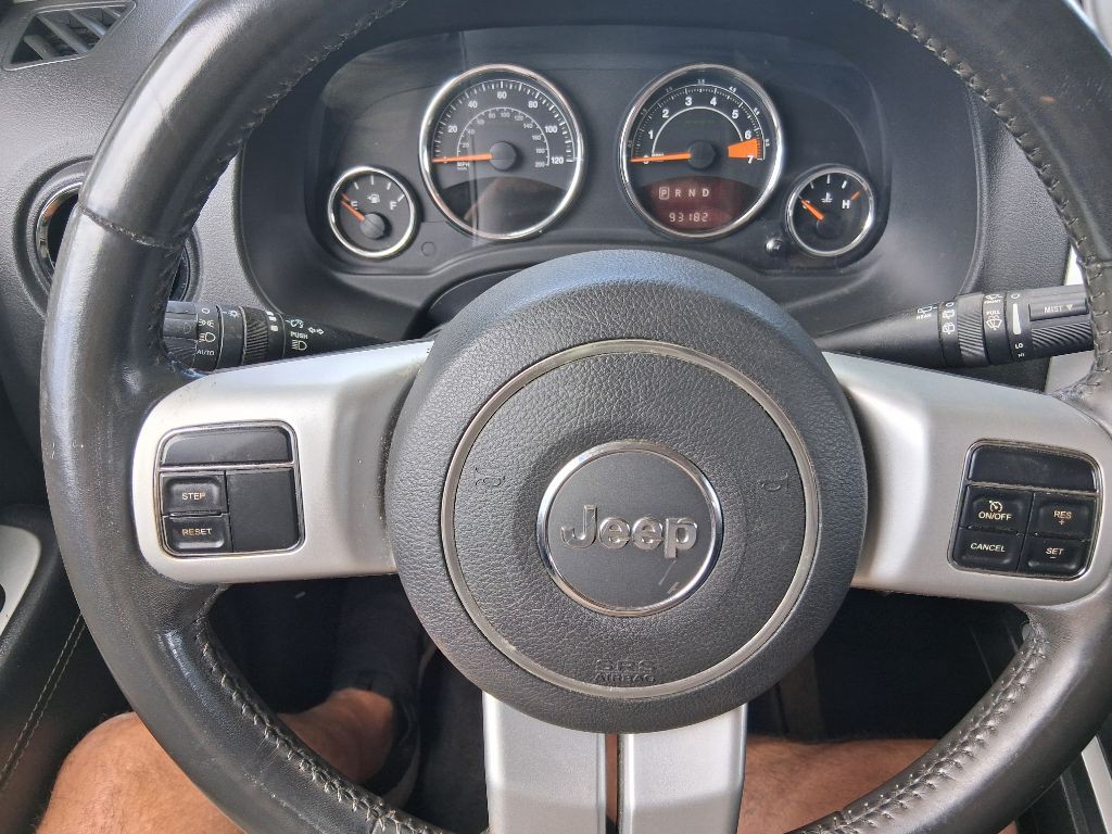 2016 Jeep Compass Image 15