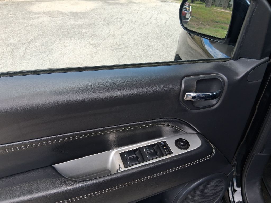 2016 Jeep Compass Image 27