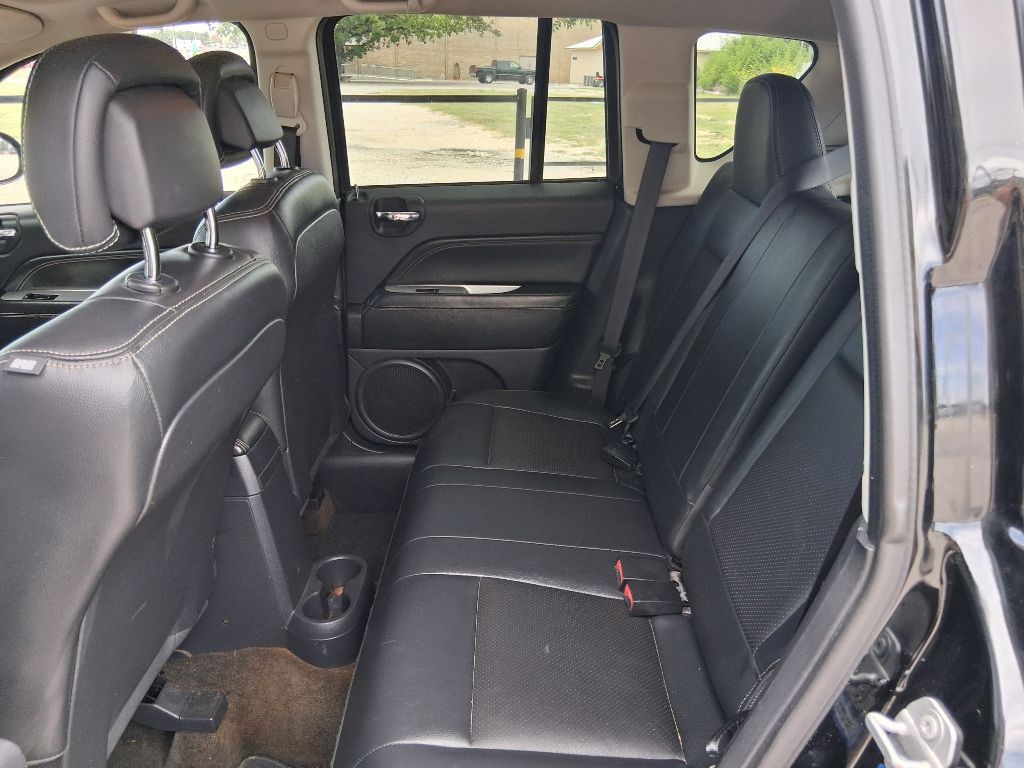2016 Jeep Compass Image 28