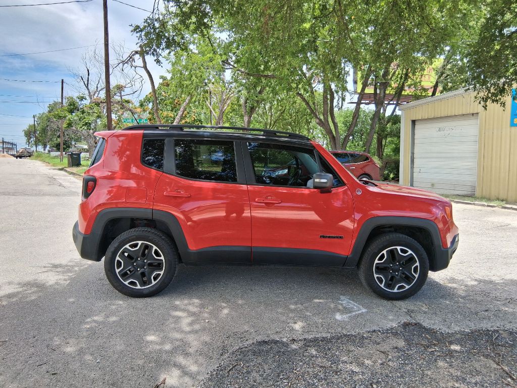 2017 Jeep Renegade Image 4