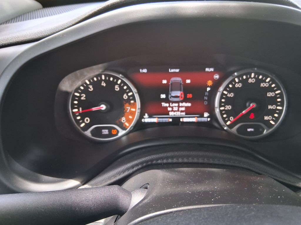 2017 Jeep Renegade Image 13