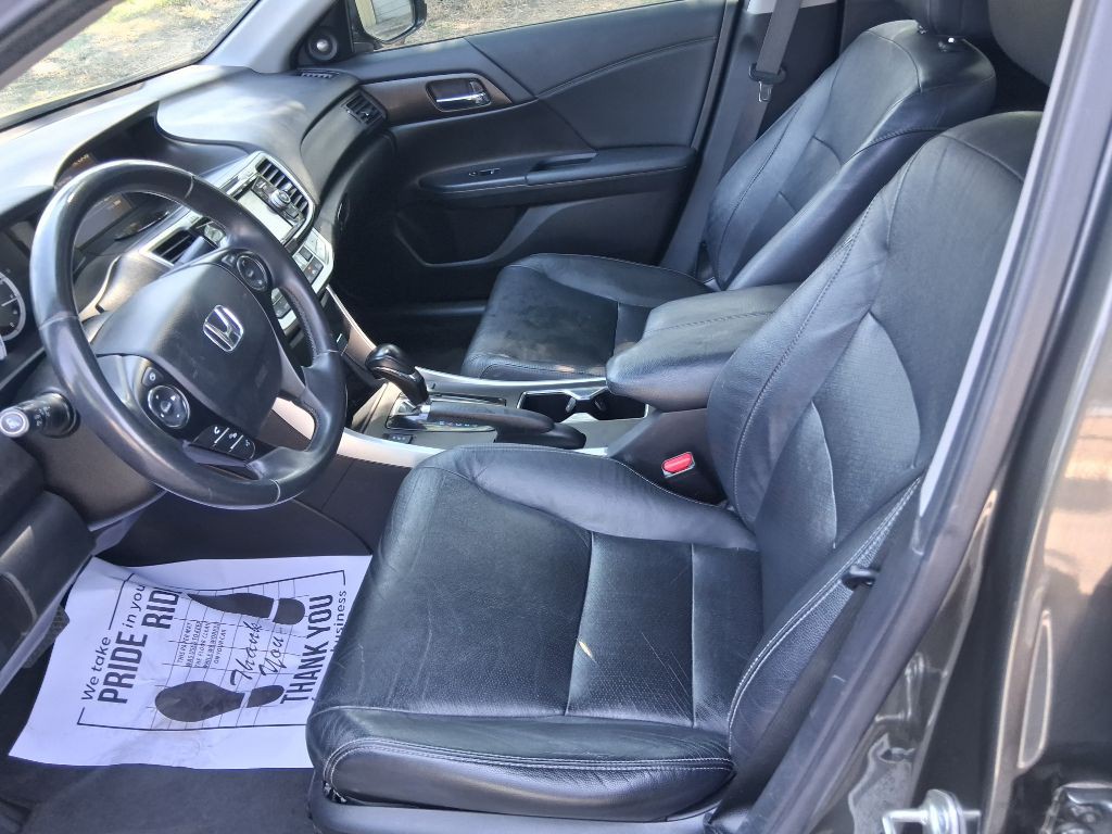 2015 Honda Accord Image 11