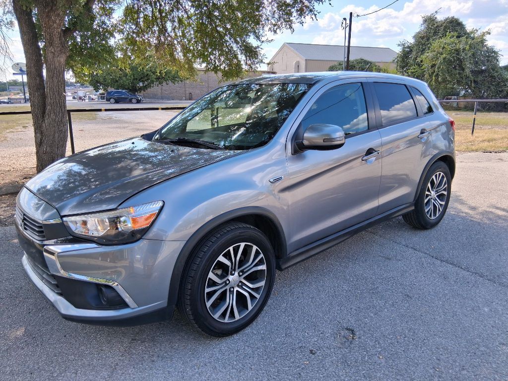 2016 Mitsubishi Outlander Image 3