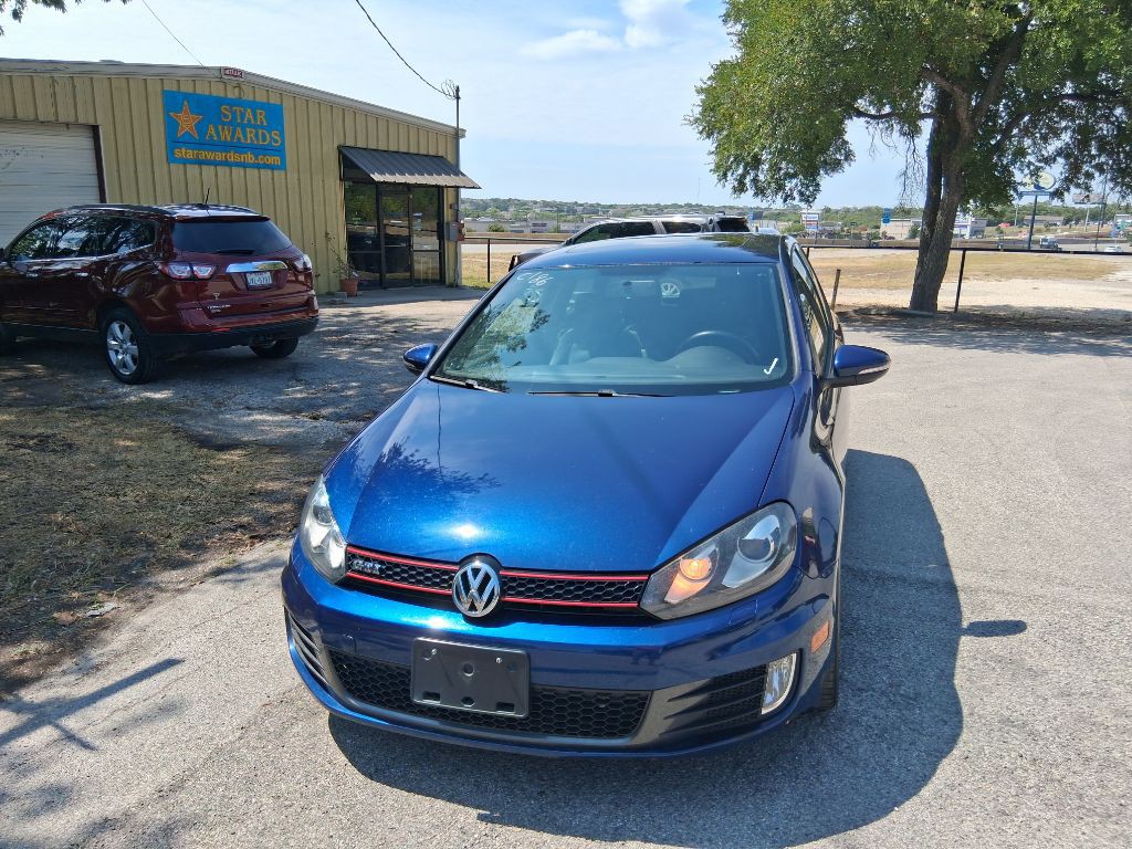 2011 Volkswagen GTI Image 3