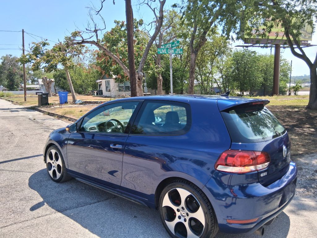 2011 Volkswagen GTI Image 6