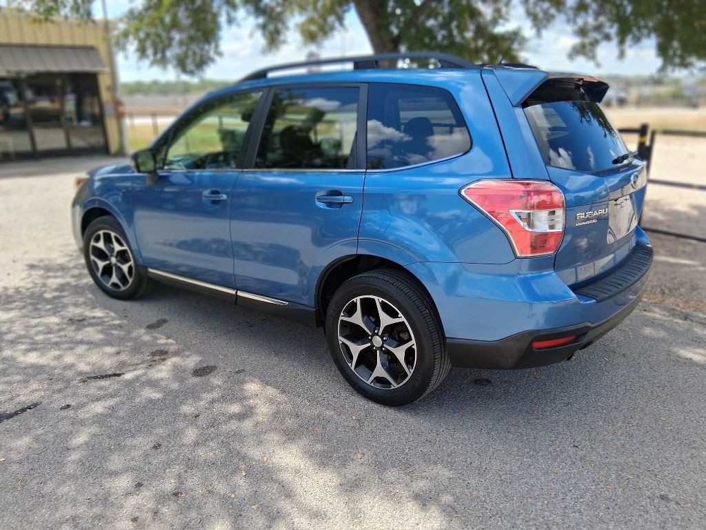 2015 Subaru Forester Image 4