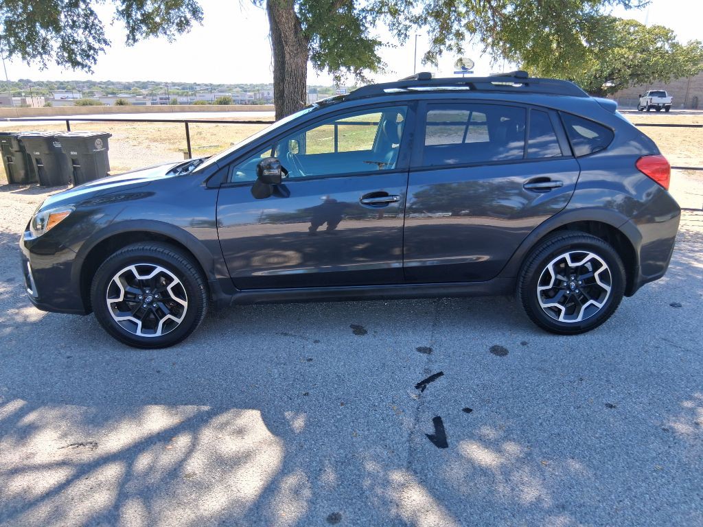 2016 Subaru Crosstrek Image 2