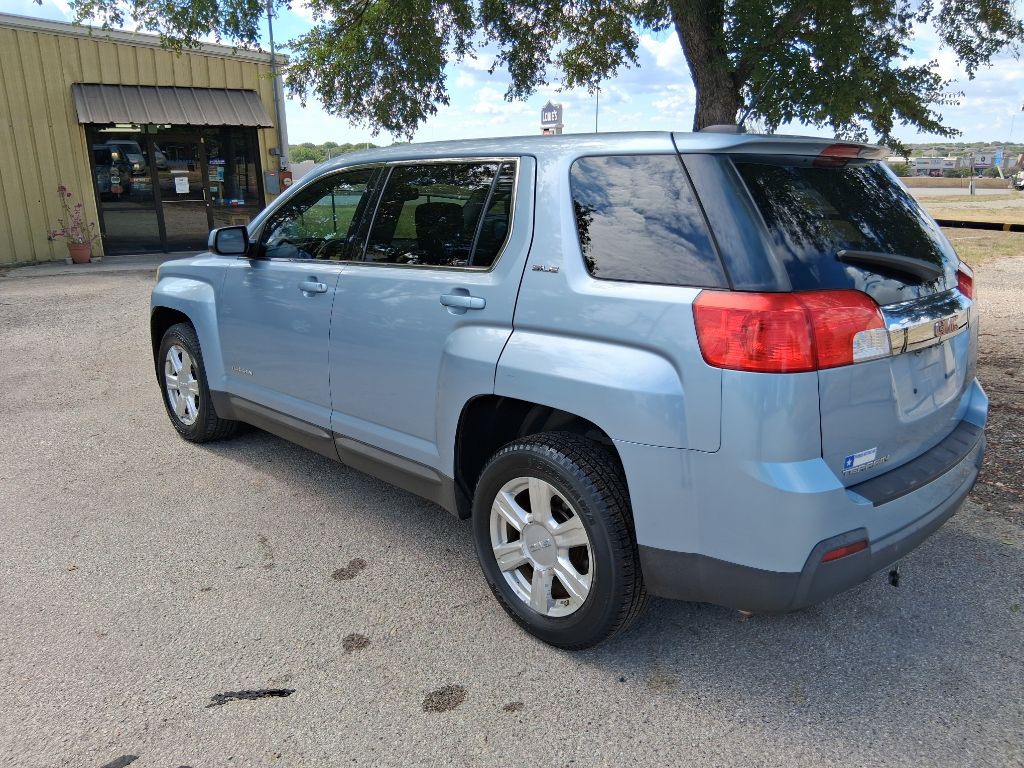 2015 GMC Terrain Image 2