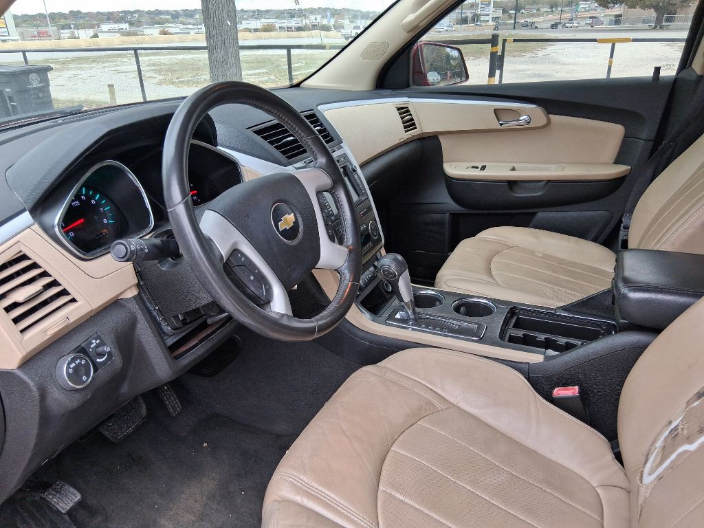 2012 Chevrolet Traverse Image 11
