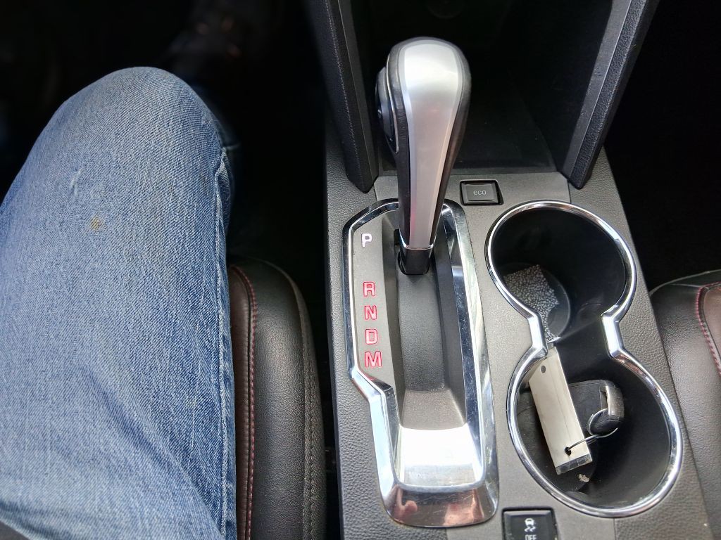 2010 GMC Terrain Image 16