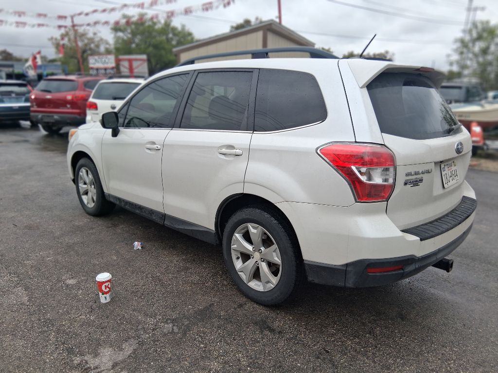 2014 Subaru Forester Image 7