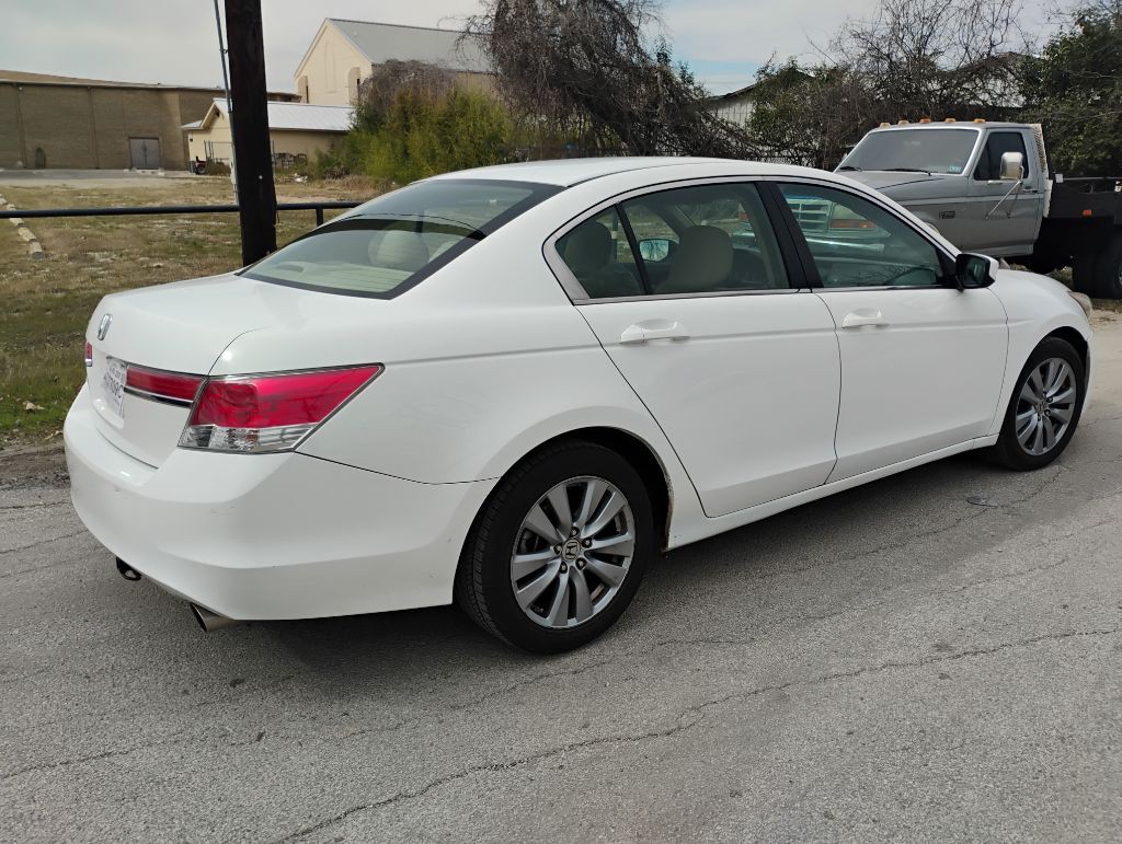 2011 Honda Accord Image 7