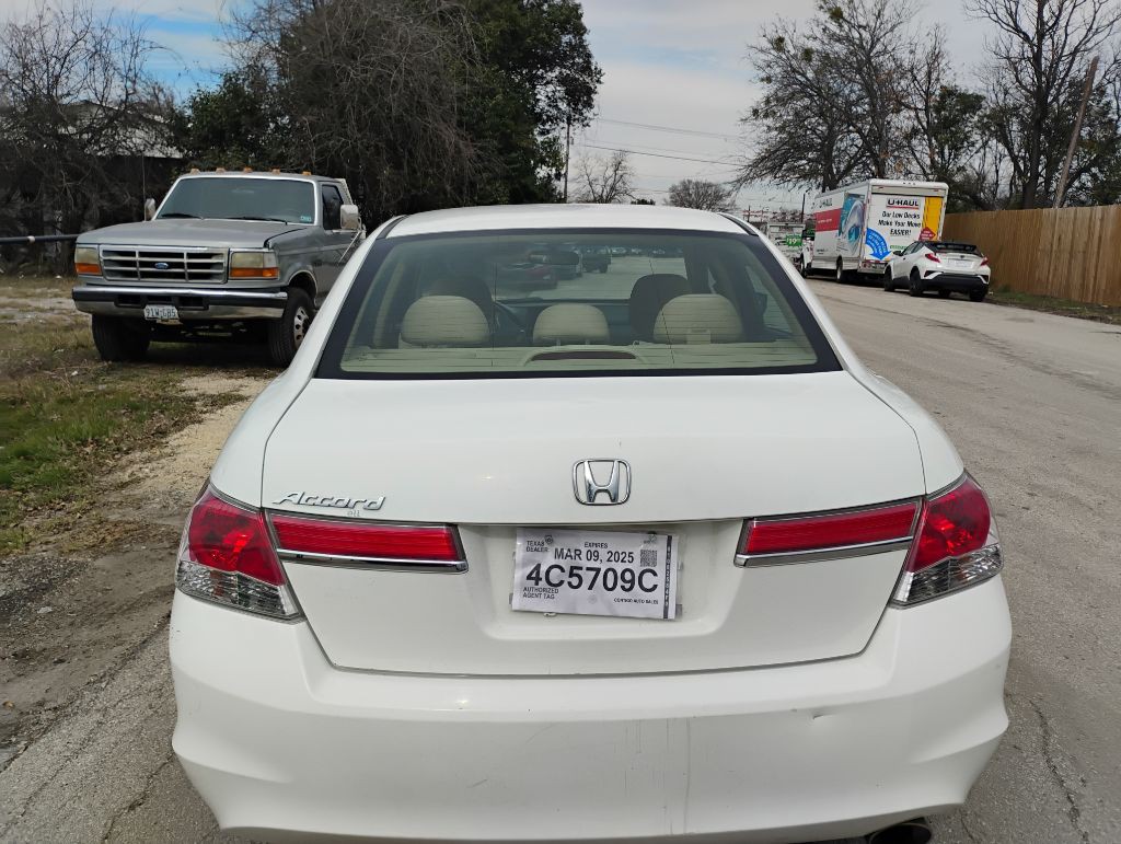 2011 Honda Accord Image 8
