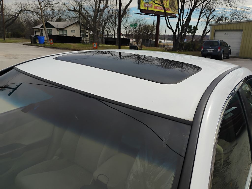 2011 Honda Accord Image 9