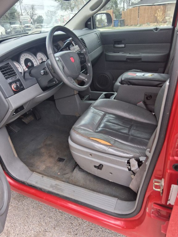 2005 Dodge Durango Image 10