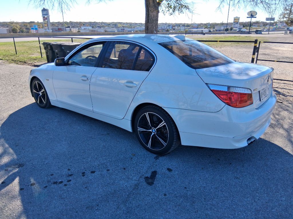2007 BMW 5 Series Image 2