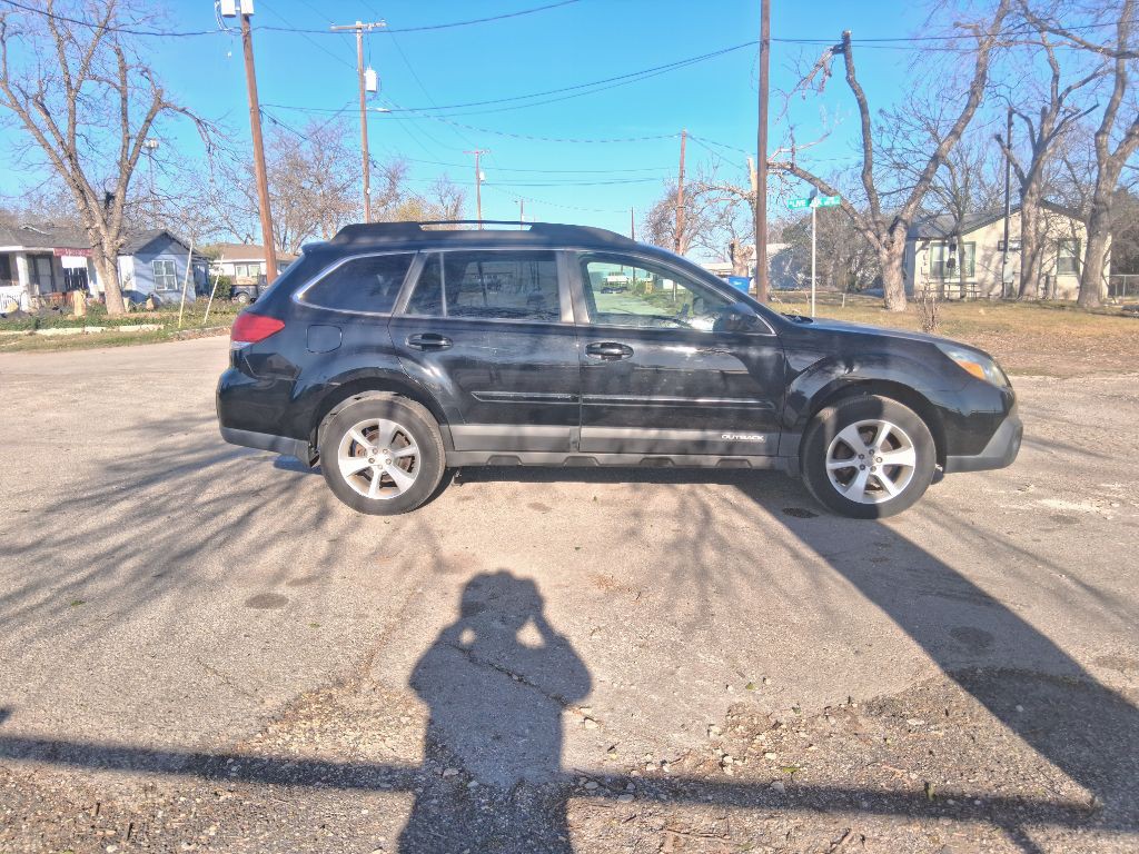 2013 Subaru Outback Image 3