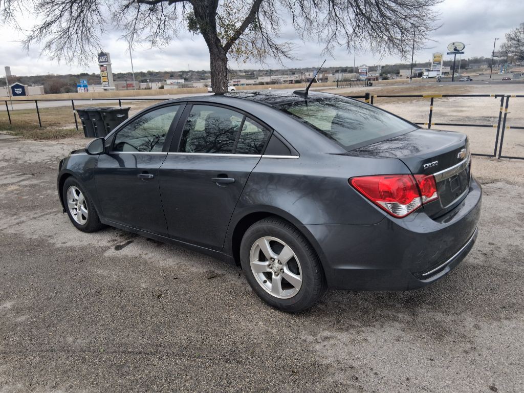2013 Chevrolet Cruze Image 4