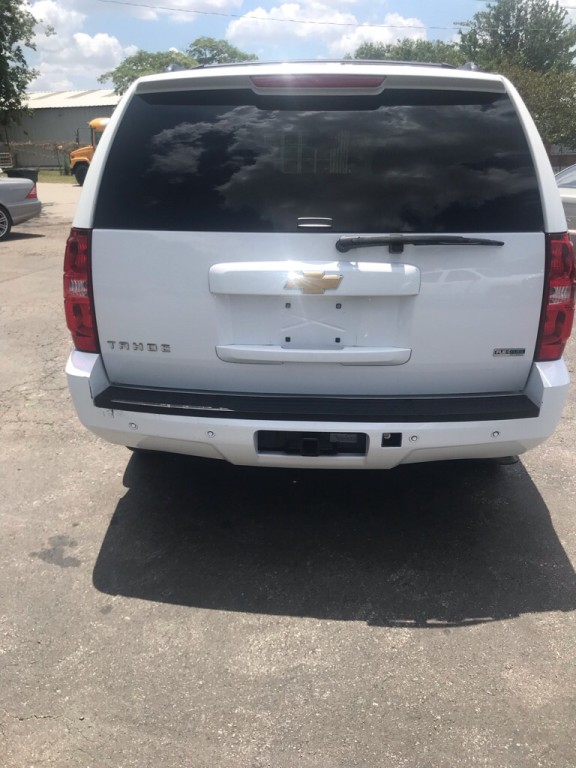 2012 Chevrolet Tahoe Image 3