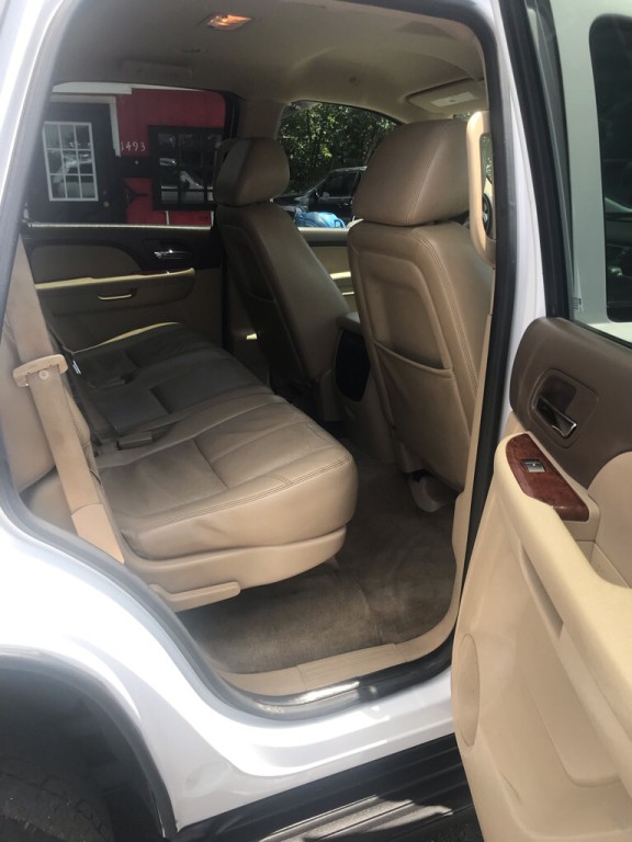 2012 Chevrolet Tahoe Image 8