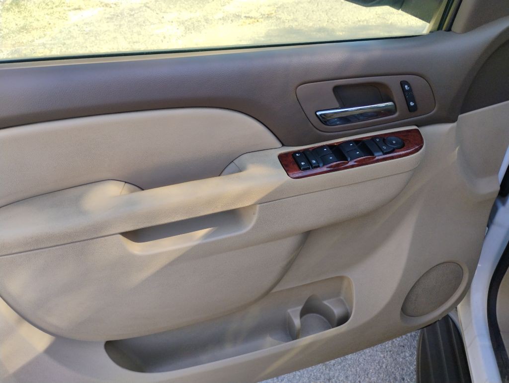 2012 Chevrolet Tahoe Image 20