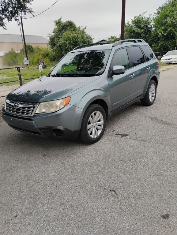 2011 Subaru Forester Image 5