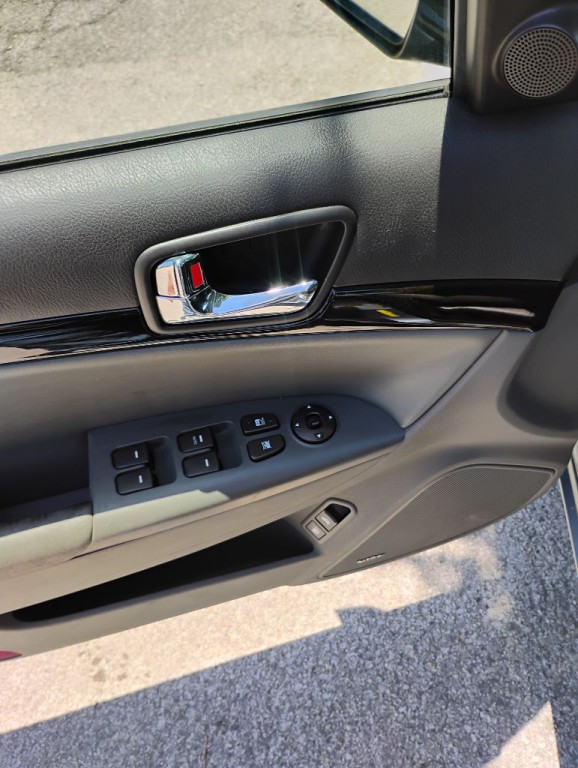 2010 Hyundai Sonata Image 12